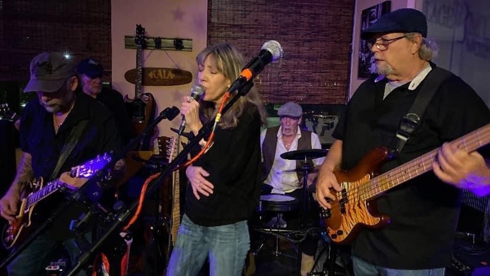 Soulshine singing group and band