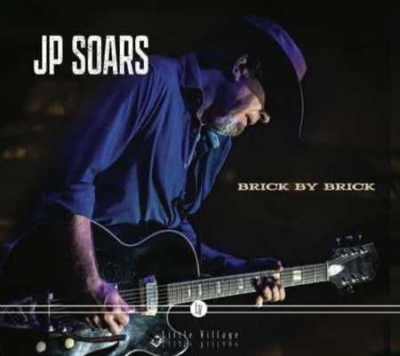 JP Soars & The Red Hots band and singing group